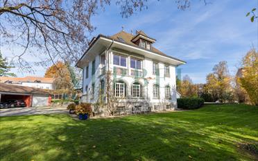 Einfamilienhaus 9 Zimmer - image - 1