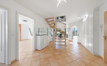 Attic flat 5.5 rooms - image - 3