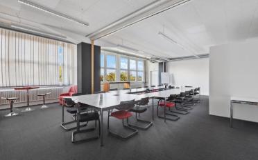 Office - image - 6