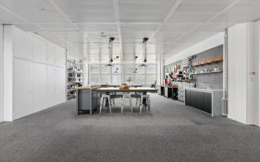 Office - image - 1