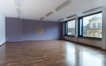 Office - image - 3