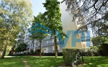 Furnished flat 1 room - image - 2