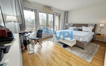 Apartment 6 rooms - image - 2