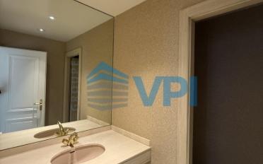 Apartment 6 rooms - image - 11