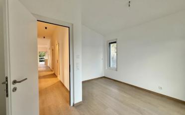 Apartment 4 rooms - image - 10