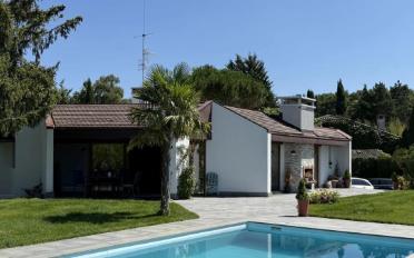 Villa 9 pièces - image - 1