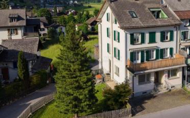 Maison 10.5 pièces - image - 1