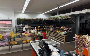 Commerce 2.5 pièces - image - 1