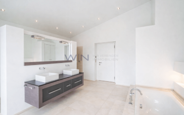 Villa 8.5 Zimmer - image - 9