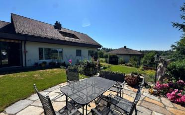 Einfamilienhaus 7.5 Zimmer - image - 1