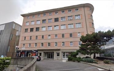 Bureau - image - 1