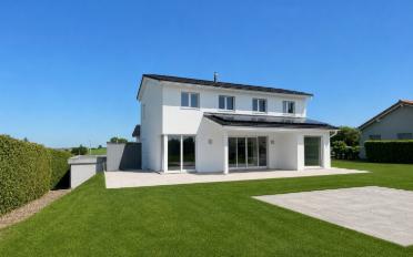 Villa - image - 1