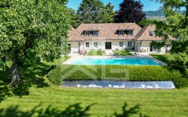 Single house 10 rooms - image - 1