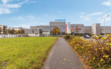 Bureau - image - 1