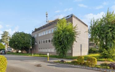 Commercial - image - 1
