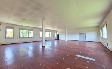 Commercial - image - 3