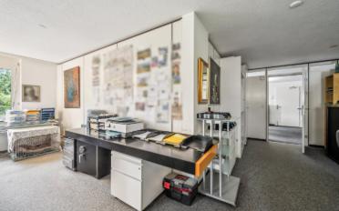 Office - image - 3