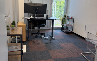 Office - image - 2