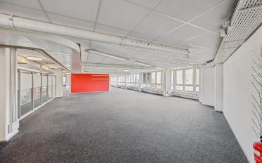 Office - image - 6