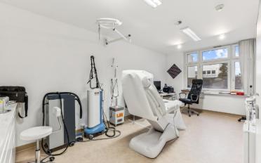 Office - image - 9
