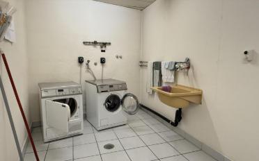 Apartment 2.5 rooms - image - 9