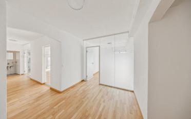 Apartment 4 rooms - image - 10