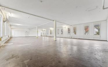 Commercial - image - 5