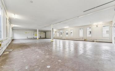 Commercial - image - 4