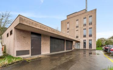 Commercial - image - 2