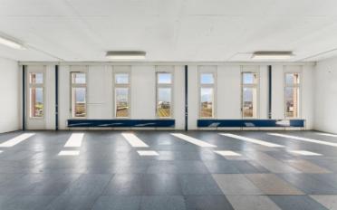 Commercial - image - 6