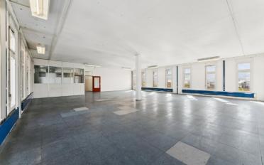 Commercial - image - 4