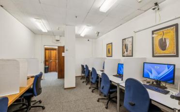 Bureau - image - 9