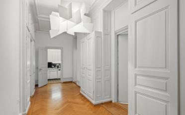 Office - image - 4