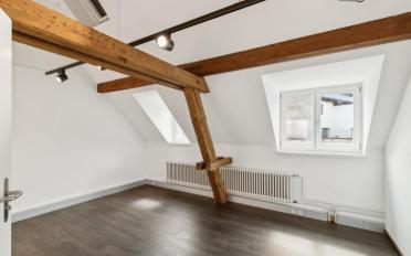 Office - image - 5