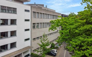 Office - image - 1