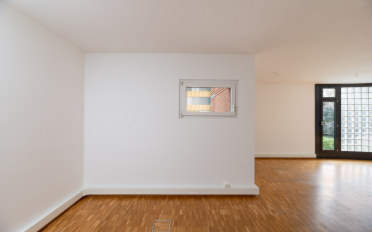 Office - image - 3