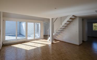 Apartment 4 rooms - image - 2