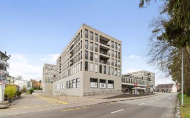 Place à motos couverte - image - 1