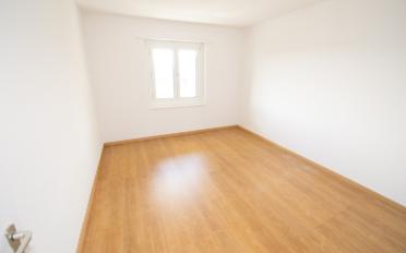 Apartment 4 rooms - image - 7