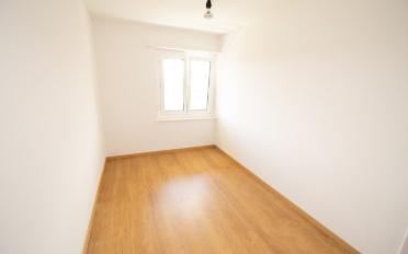 Apartment 4 rooms - image - 10