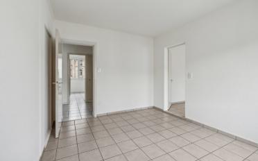 Apartment 4 rooms - image - 8