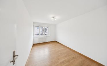 Apartment 4 rooms - image - 6