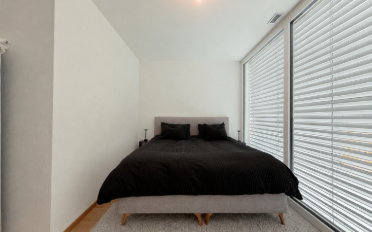 Furnished flat 4.5 rooms - image - 6