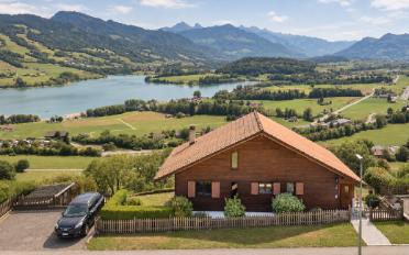 Chalet 4.5 rooms - image - 1